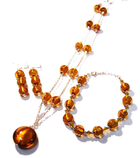 Venetian glass set of earrings, necklace and bracelet