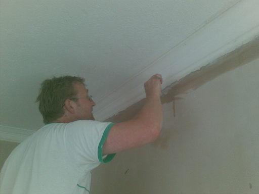 Skilled Fibrehand at work