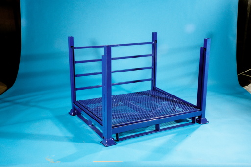 Post Stillage