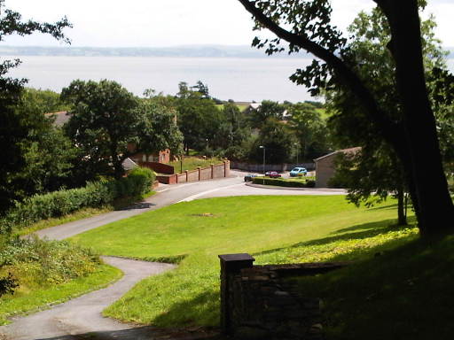 Bluebell Cottage view from top of the driveway