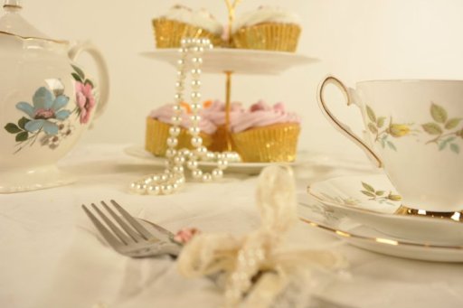 vintage china available to hire