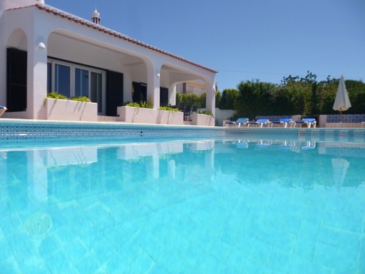 Luxury Large Private Rental Villas in Carvoeiro, Algarve