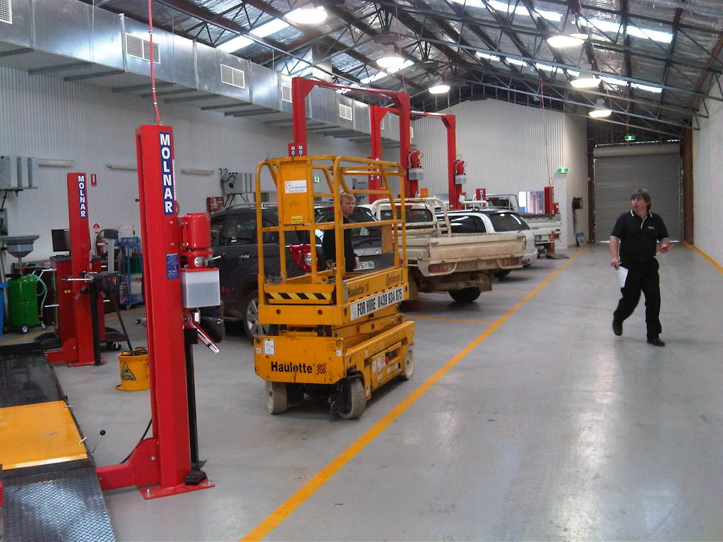 dhm hoist services Adelaide, 5000