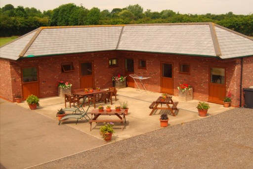 self catering holiday cottages near cleethorpes beach
