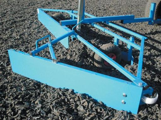 Arenamate Leveller for sand rubber combiride, etc.
