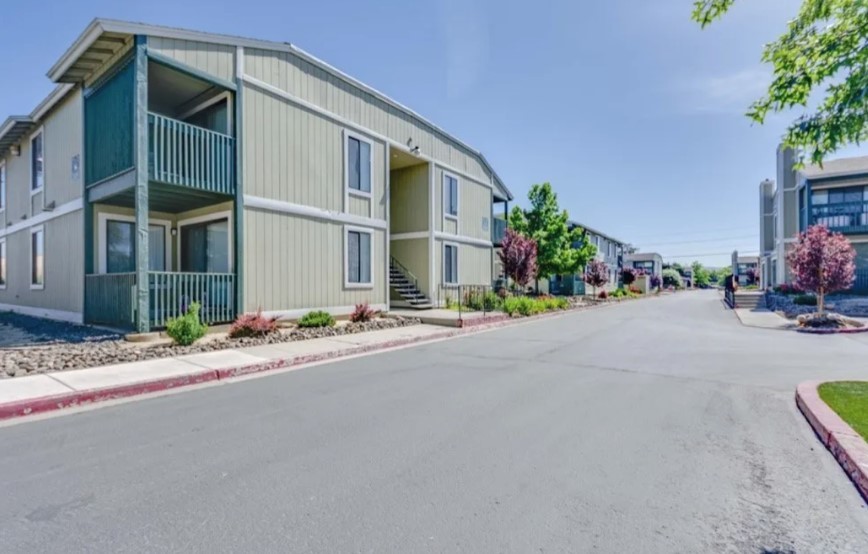 Green Pines Apartments 2040 Carville Dr, Reno, NV, 89512