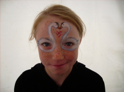 swan face painting