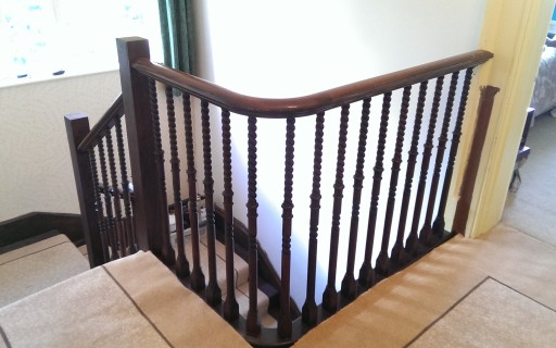 Stair gallery in oak with twist turned spindles