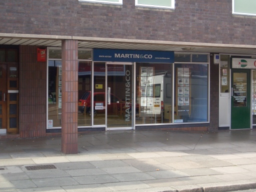 Martin &amp; Co Letting Agents Store Front