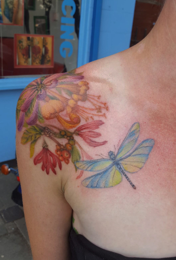 realistic dragonfly London Blue Lady Tattoo