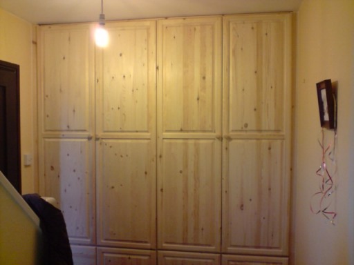 Bespoke hallway storage unit