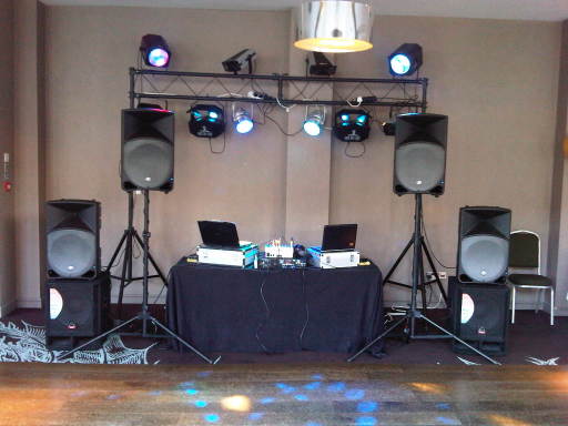 Paul Mellon Mobile Set up for a 30th birthday party