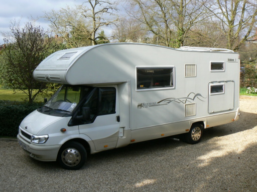 4-6 berth exterior view