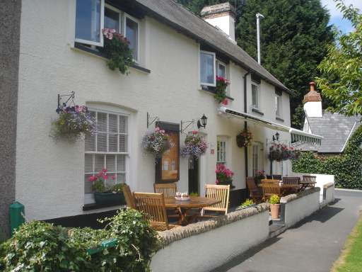 Wye Knot Stop Cafe/Tearoom &amp; B&amp;B