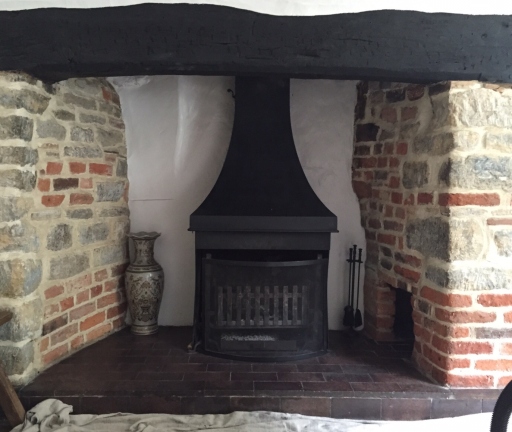 Chimney Sweep in Akeley, near Buckingham.