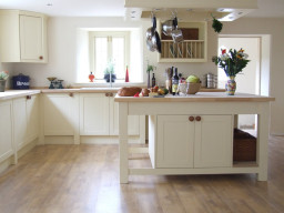 Cream Painted Shaker Kitchen