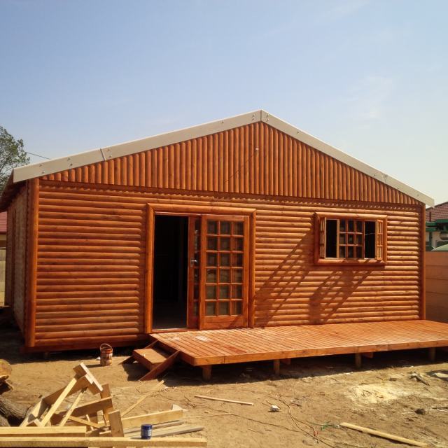 thata wendys log homes 2101 pretoria north, Pretoria North, 0182