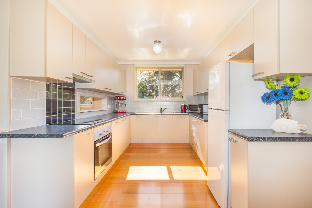 Manyana Beach Holiday Cottages 104 106 Curvers Drive, Manyana, 2539