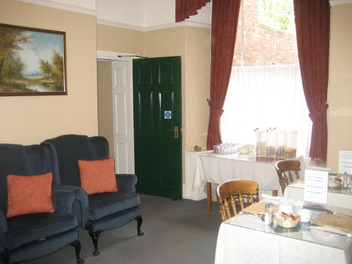 Cosgrove lounge