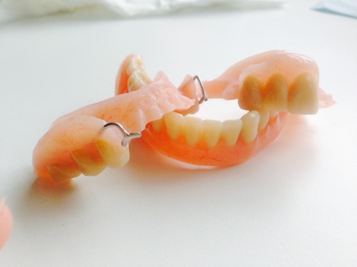 Dentures Acrylic/Chrome/ Flexable