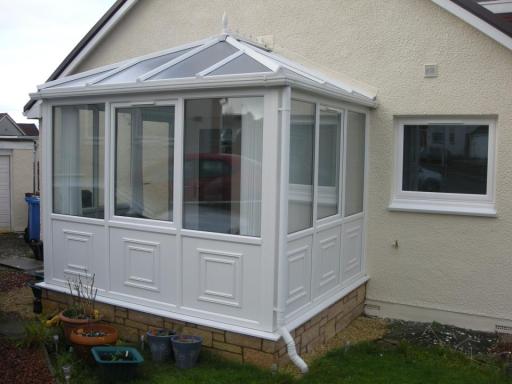 CLEAN WHITE CONSERVATORY