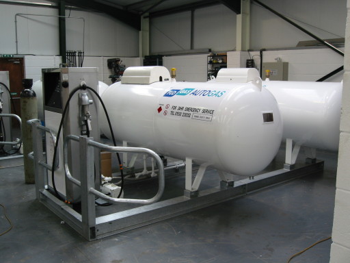 Safety Steelwork for gas tank installations