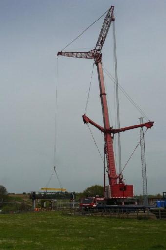 500 ton Crane with Luffer.