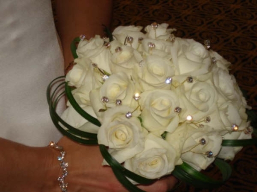 Bidal bouquet, Roses Handtied with Diamanti and Lily grass
