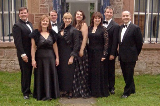Coro Alba (eight professional singers + pianist)