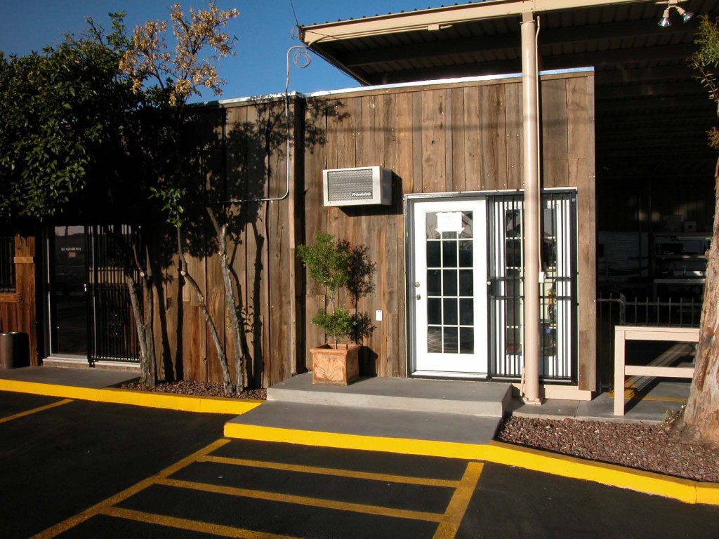 Little Dealer Little Prices Phoenix 2400 West Indian School Road, Phoenix, AZ, 85015