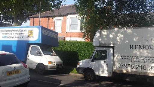 man with a van hull in the avenues