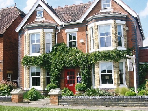 Cannara Guest House