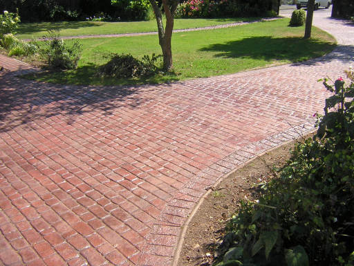 Pressed concrete cobble driveway