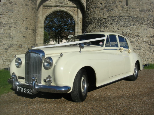 Our Vintage Bentley S1 at Cooling Castle Barn