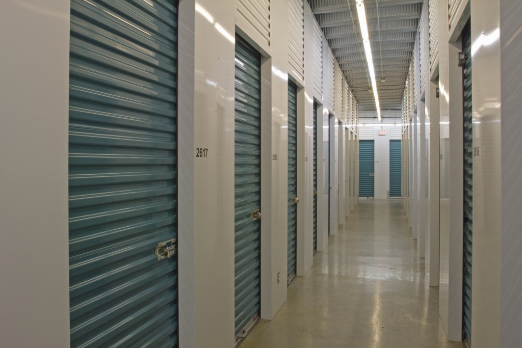 Annacis LockUp Self Storage 555 Derwent Way, New Westminster, V3M 6S9