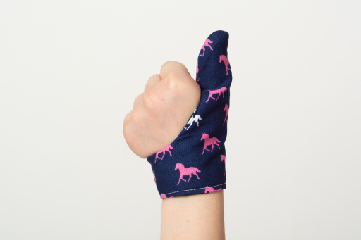 how to stop thumb sucking