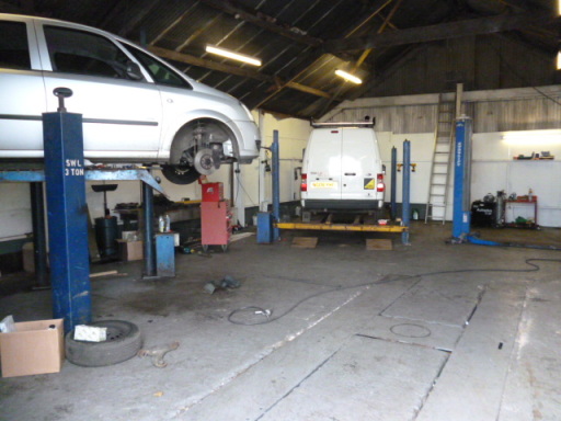HORSEFAIR GARAGE WORKSHOP