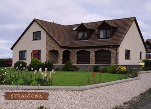 STRAIGONA B&amp;B