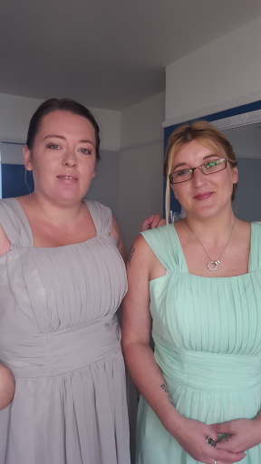 Bridesmaid make-up