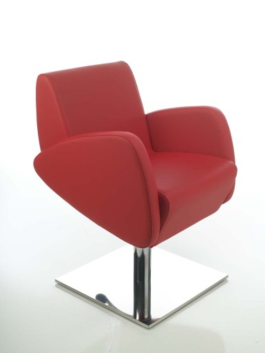 2011 FORMULA STYLING CHAIR