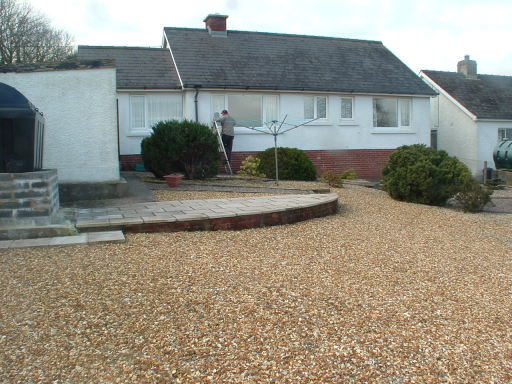 Low maintanance with patio non slip
