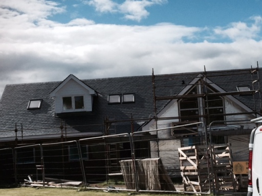 M M Roofing Services