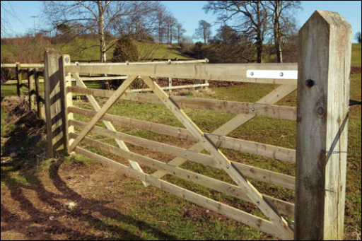 6 Bar Field Wooden Farm Gate
