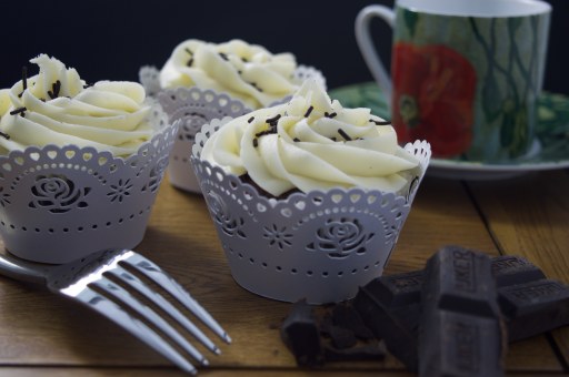 Sweet delights to celebrate life, handcrafted cakes and cupcakes