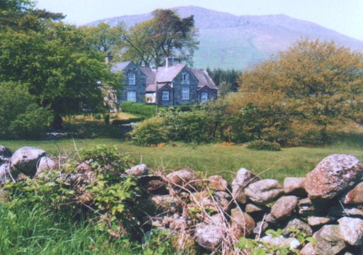 Countryside accommodation set on the boarder of Snowdonia National Park.