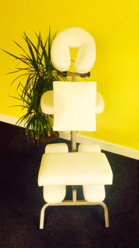 Indian Head, Seated Acupressure Massage