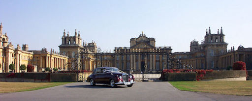 Bentley S2 Wedding Car at Bleheim Palace