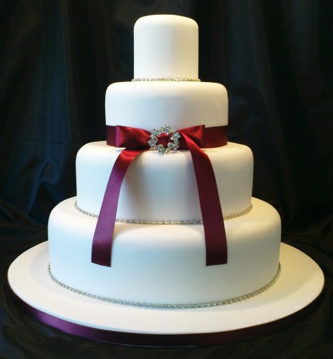 www.cakecreationsbyjoanne - 4 tier bling