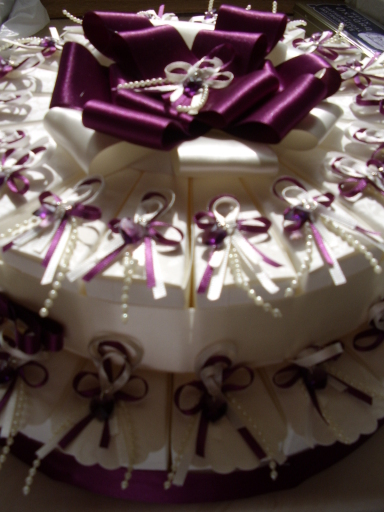 Wedding Cake / Wedding Favours / Favour Boxes