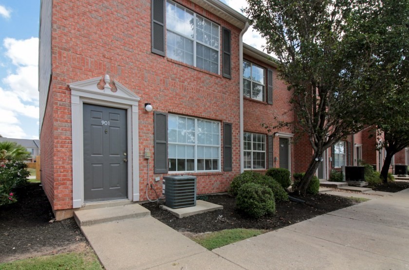 2500 Central Park 2500 Central Park Lane, College Station, TX, 77840